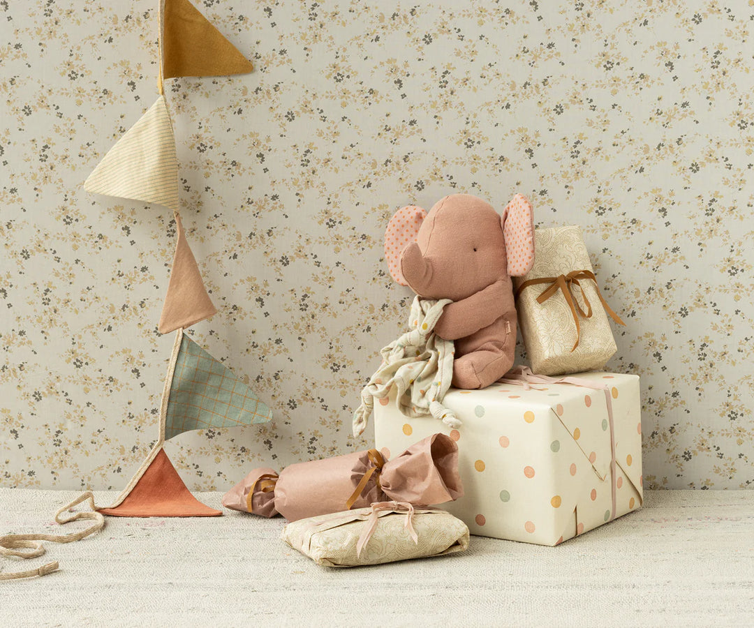 Lullaby Friends, Elephant-Old Rose