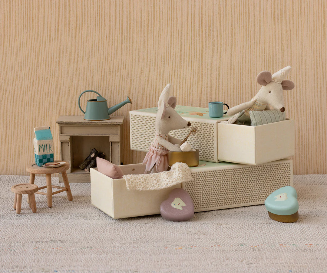 Tooth Fairy Mouse, Little Sister in Matchbox