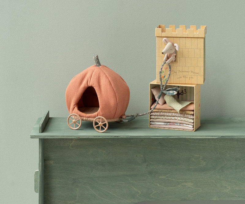 Pumpkin Carriage