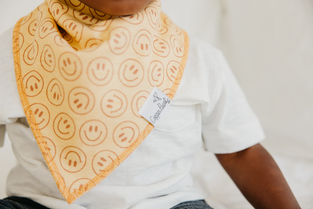 Vance Bandana Bib Set