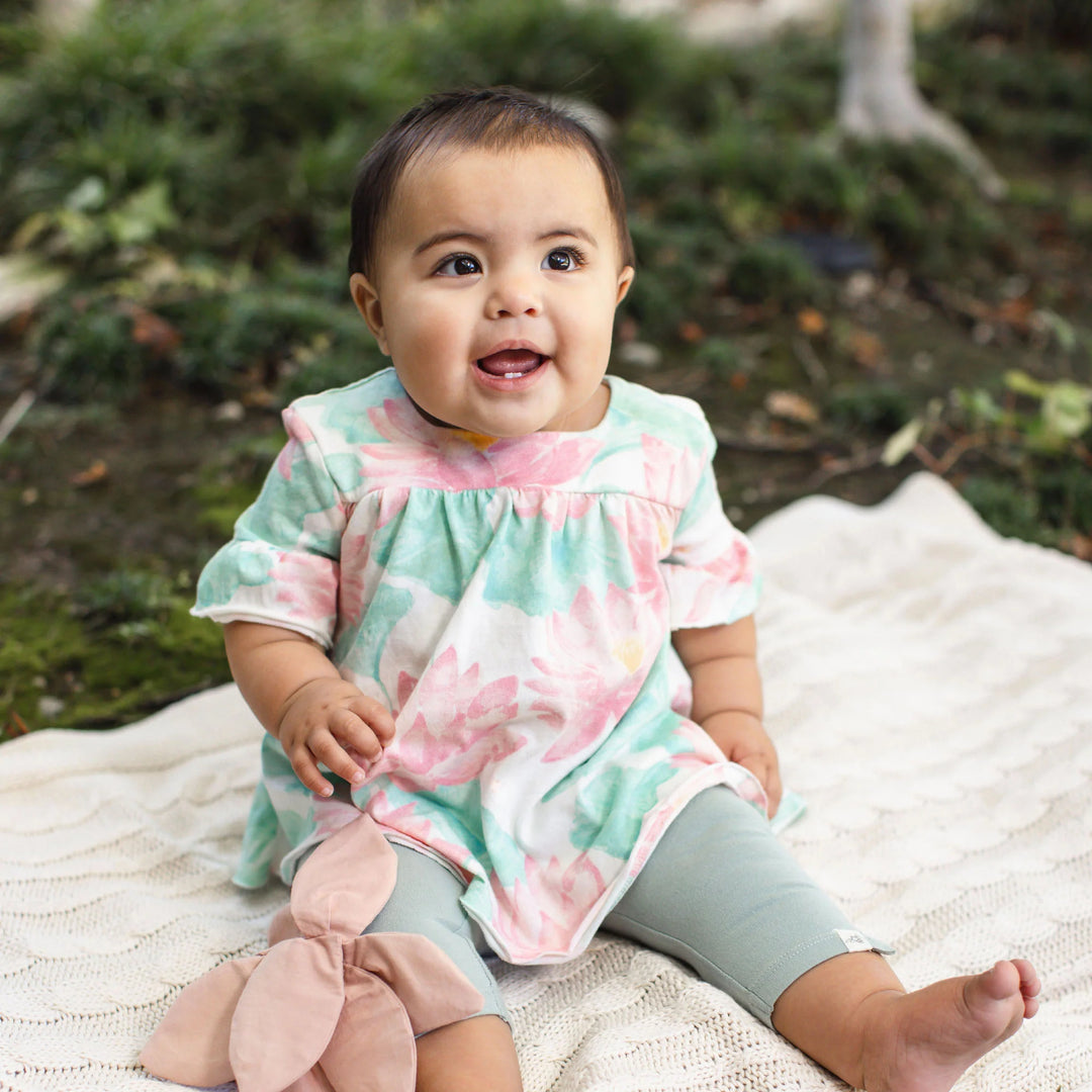 Lotus Pond Tunic & Pants Set