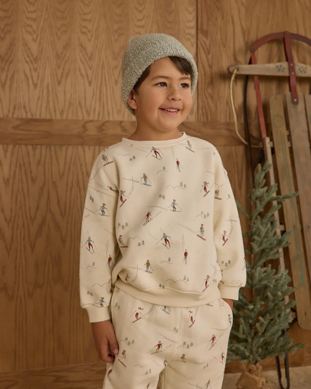 Relaxed Sweatshirt || Skiers