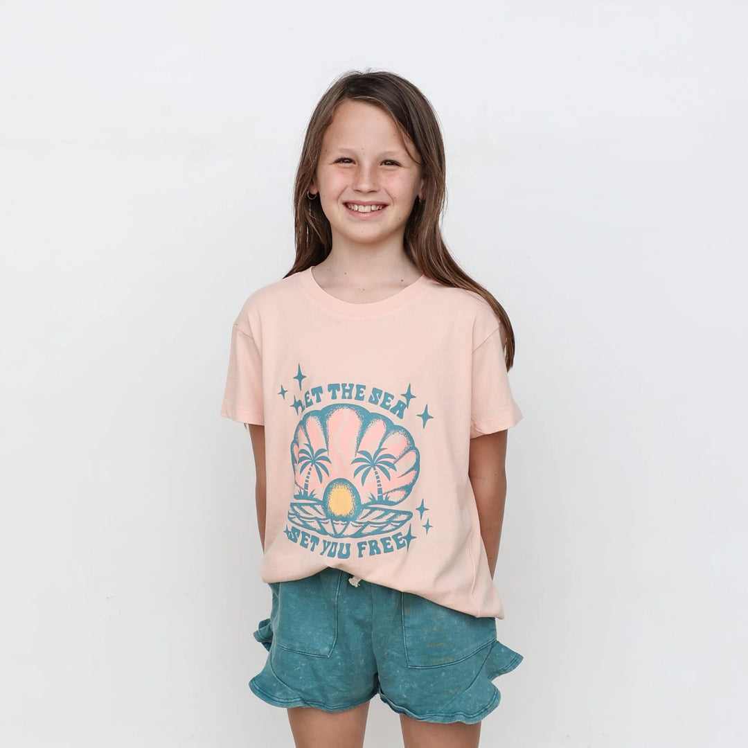 SET YOU FREE TEE