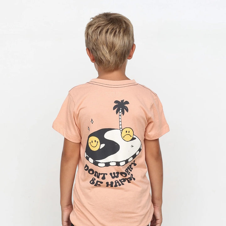 DON'T WORRY BE HAPPY TEE