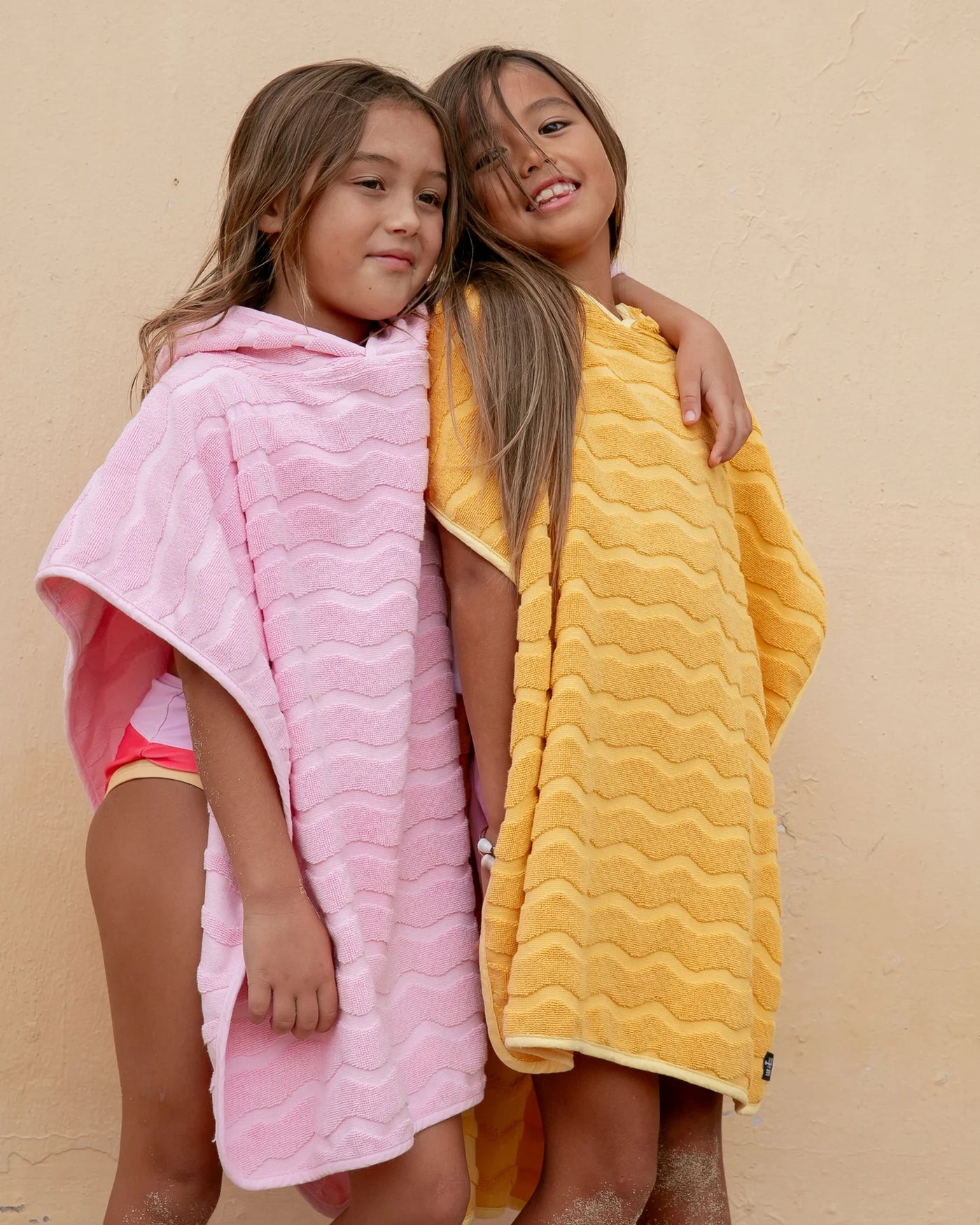 El Ray Wave Poncho