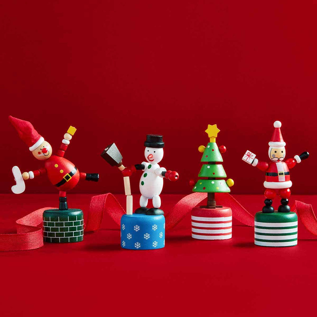 【プップさま】christmas doll ୨୧ 森でスキーをする 男の子 Collapsing Wooden Christmas Toy – Heart of Gold Kids